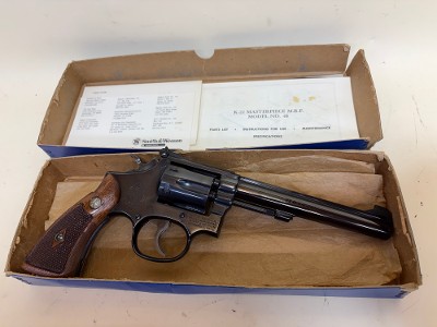 USED Smith & Wesson Model 48-4 K-22 Masterpiece .22 WMR 6