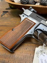 Browning Hi Power - 7 of 15