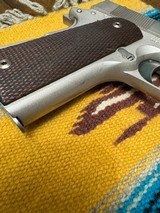 Colt 38 Super Commander - 14 of 19