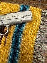 Colt 38 Super Commander - 11 of 19
