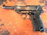 RARE WALTHER P38 9MM 1942 COLLECTORS INSCRIBED HOLSTER WITH BELT AND BUCKLE, 2 MAGAZINES - 2 of 15