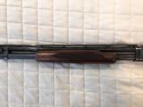 BROWNING 42 PUMP SHOTGUN 410 G, 26" FULL, GRADE I LIMITED, 2 1/2 AND 3 IN SHELLS ALMOST NEW - 4 of 14