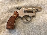 SMITH & WESSON 12-2 AIRWEIGHT NICKEL 38 SPL 2 IN - 2 of 9