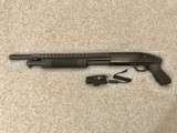 MOSSBERG 500A TACTICAL SHOTGUN 12G RED LASER AND FLASHLIGHT - 1 of 6