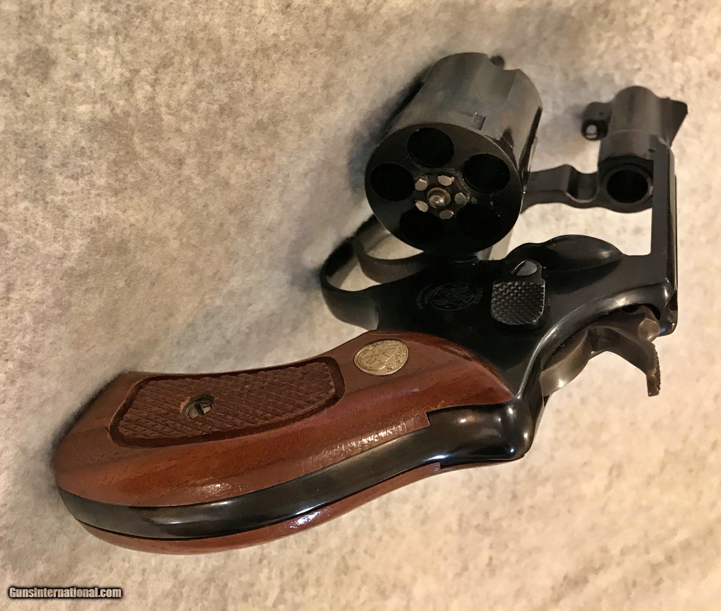 SMITH & WESSON MODEL 36 NO DASH CHIEFS SPECIAL NIB