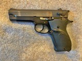 SMITH & WESSON 439 PISTOL 9 MM EARLY MODEL - 2 of 8