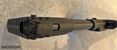 KEL TEC SUB 2000 NEW IN BOX 9MM OPEN DOT SIGHT & LASER/LIGHT - Image 7 of 16