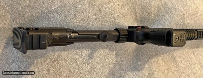 KEL TEC SUB 2000 NEW IN BOX 9MM OPEN DOT SIGHT & LASER/LIGHT - Image 8 of 16