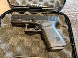 GLOCK 23 NIGHT SIGHTS 40 S&W ORIGINAL BOX - Image 4 of 9