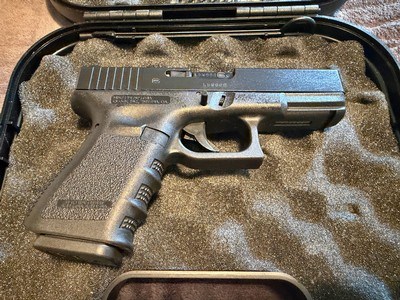 GLOCK 23 NIGHT SIGHTS 40 S&W ORIGINAL BOX - Image 7 of 9