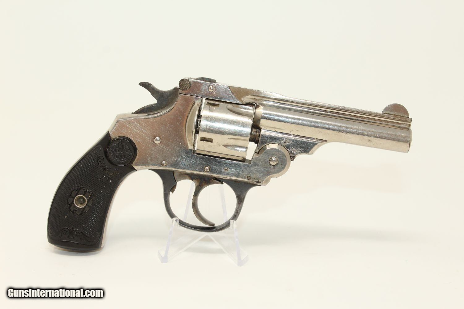 100年以上昔 USA Su0026Ｗ　　　32口径revolver カートリッジ空箱 US Revolver Co. .32 S\u0026W DA Revolver - Iver Johnson sold at auction