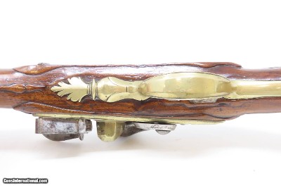 c18th Century French VALET Antique Flintlock Horse PISTOL ENGRAVED & CARVED Full-Sized Martial Flintlock Sidearm - Image 12 of 17