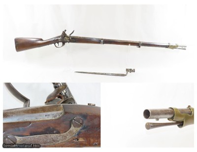 FRENCH Model 1822 Original FLINTLOCK .69 Caliber Military MUSKET Antique
French Army Smoothbore Musket w/BAYONET