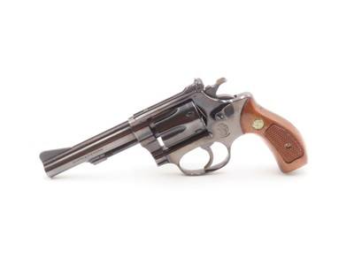 SMITH & WESSON Model 34-1 .22 LR DOUBLE ACTION Revolver FULL SET S&W C&R Smith & Wesson’s 6-Shot “Kit Gun” FACTORY BOXED