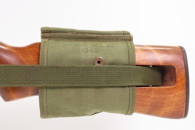 WORLD WAR II Era U.S. INLAND M1 Carbine SEMI-AUTOMATIC Light Rifle WWII C&R With MAGAZINE POUCH, CANVAS WEB SLING and OILER - Image 18 of 20