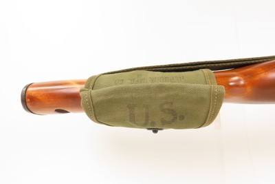 WORLD WAR II Era U.S. INLAND M1 Carbine SEMI-AUTOMATIC Light Rifle WWII C&R With MAGAZINE POUCH, CANVAS WEB SLING and OILER - Image 10 of 20