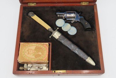 Cased GAMBLING SET” w/Belgian DA Folding Trigger POCKET Revolver & DAGGER7.65mm SELF DEFENSE Handgun w/ACCESSORIES - Image 12 of 17