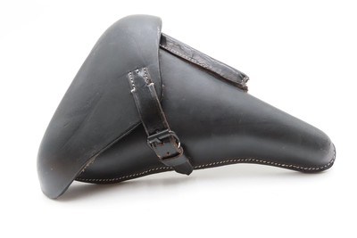 1915 mfr WORLD WAR I Dated DWM Imperial German LUGER P08 9x19mm C&R HOLSTER
“GREAT WAR” Dated Military Sidearm EXTRA MAG