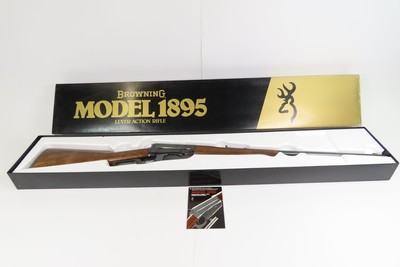 1984 mfr. BROWNING Model 1895 .30-40 KRAG Lever Action Rifle FACTORY BOXED
REPEATING Longarm Chambered in .30 US (.30-40 Krag)