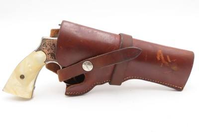 SMITH & WESSON .38 M&P Model of 1905 .38 SPECIAL Revolver C&R PEARL GRIPS
NICKEL FINISH DA SELF DEFENSE Revolver w/HOLSTER