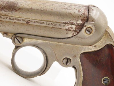 Civil War Era REMINGTON-ELLIOT Antique RING TRIGGER .32 RF PEPPERBOX Pistol 4-Shot RIVERBOAT GAMBLER’S Derringer Pistol - Image 4 of 18