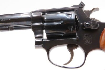 1970s Boxed SMITH & WESSON Model 34-1 .22 DOUBLE ACTION RevolverSmith & Wesson’s 6-Shot “Kit Gun” FACTORY BOXED - Image 15 of 18