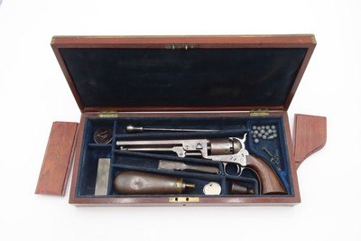 LONDON COLT M1851 NAVY Revolver CASED & FACTORY ENGRAVED Percussion Antique Made in England with English Engraving - Image 2 of 20