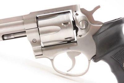 French MANURHIN MR88 6-Shot Revolver .38 SPECIAL 4” MATCHING FACTORY CASEMade for Law Enforcement in France - Image 16 of 19