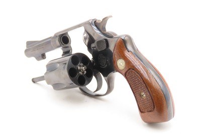 FACTORY BOXED Smith & Wesson Model 36 .38 Special SELF DEFENSE Revolver C&R CLASSIC BLUED S&W CONCEAL & CARRY Handgun - Image 19 of 21