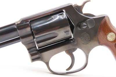 FACTORY BOXED Smith & Wesson Model 36 .38 Special SELF DEFENSE Revolver C&R CLASSIC BLUED S&W CONCEAL & CARRY Handgun - Image 17 of 21
