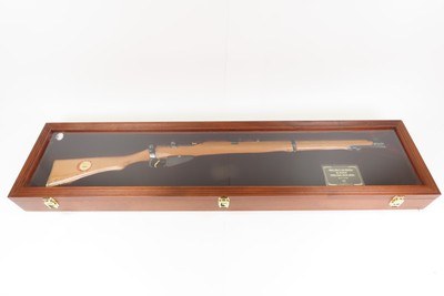 CASED 1 of 100 LITHGOW Short Magazine Lee-Enfield No. 1 Mk. III* Rifle C&RAMERICAN HISTORICAL SOCIETY WW II TROPHY EDITION - Image 1 of 24