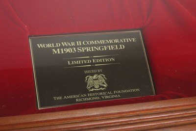 CASED Commemorative WORLD WAR II U.S. Remington M1903 .30-06 C&R Rifle WW 2 LIMITED EDITION Gun AMERICAN HISTORICAL SOCIETY - Image 3 of 25