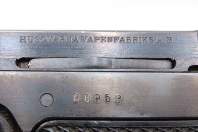 Swedish WWII Era HUSQVARNA M40 9mm Danish Police C&R PISTOL Semi-AutomaticSwedish Military & Danish Police Pistol w/ Holster, Spare Magazines, and O - Image 8 of 19