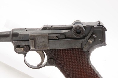 WORLD WAR I 1915 Dated DWM Imperial German LUGER P.08 MILITARY Pistol C&R“GREAT WAR” Dated 9mm SEMI-AUTOMATIC Sidearm - Image 4 of 21