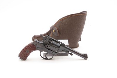 RUSSIAN WW II Era NAGANT M1895 TULA Arsenal 7.62 DA Revolver HOLSTER & BOXWORLD WAR II Handgun Made in 1938 w/MATCHING BOX - Image 6 of 25