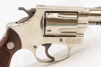 Smith & Wesson M36 .38 Special SELF DEFENSE CONCEAL/CARRY Revolver 1979-80NICKEL FINISH S&W with 2” Barrel & CHECKERED GRIPS - Image 17 of 18