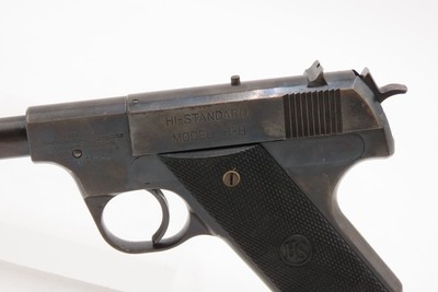 1940 mfr. HIGH STANDARD “Model H-B” .22 LR RF Semi-Auto TARGET Pistol C&R - Image 4 of 19