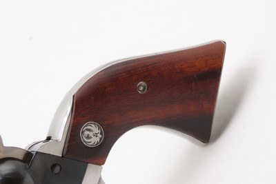 RUGER New Model SINGLE SIX .22 LR Single Action Revolver PLINKER EXCELLENTWith TRANSFER BAR Mechanism for Increased Safety - Image 3 of 17
