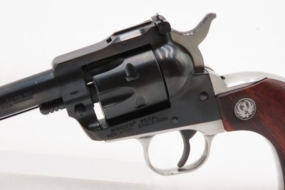 RUGER New Model SINGLE SIX .22 LR Single Action Revolver PLINKER EXCELLENTWith TRANSFER BAR Mechanism for Increased Safety - Image 4 of 17