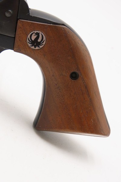 1970 RUGER SINGLE SIX Convertible Single Action 3-SCREW FRAME Revolver C&RWith Desirable MATCHING .22 MAGNUM Extra Cylinder - Image 3 of 20