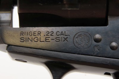 1970 RUGER SINGLE SIX Convertible Single Action 3-SCREW FRAME Revolver C&RWith Desirable MATCHING .22 MAGNUM Extra Cylinder - Image 6 of 20
