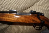 Weatherby DeLuxe Mark V 240 Mag Left Hand Rifle - 2 of 10