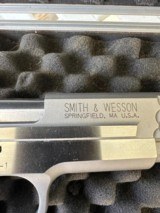 Smith & Wesson Performance Center early 945ACp - 3 of 12