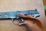 Colt Match Target 1957 with 3-factory magazines and a Fits Grip and the original grips - 9 of 11