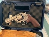 Smith& Wesson 625 JM 45acp - 1 of 4