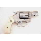 Smith and Wesson 60 - 2 of 3