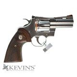Colt Python .357 Mag - 2 of 7 Colt Python .357 Mag - 2 of 7