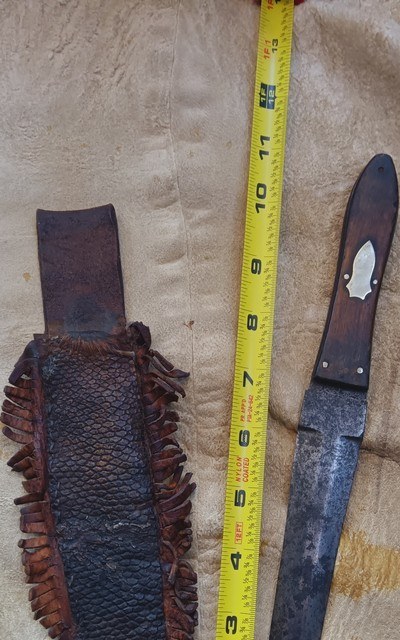 Antique Bowie Knife with Native American Indian Beaver Tail Skin Sheath - Image 5 of 9