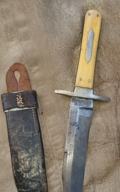 Antique Bowie Knife - Image 4 of 10