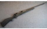 Weatherby Mark V Rifle in 270 WBY Mag - 1 of 8